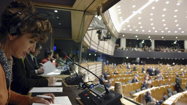 Услуги устных переводчиков от Центра иностранных языков 